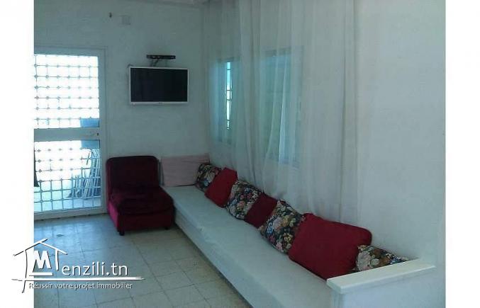 Etage de villa 80m2 à el menzah 9 pour famille