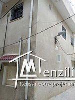 Maison a deux étages a ouardia lacania