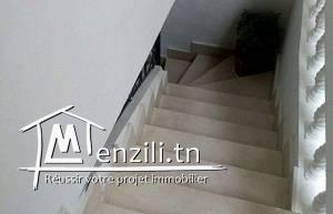 Maison a deux étages a ouardia lacania