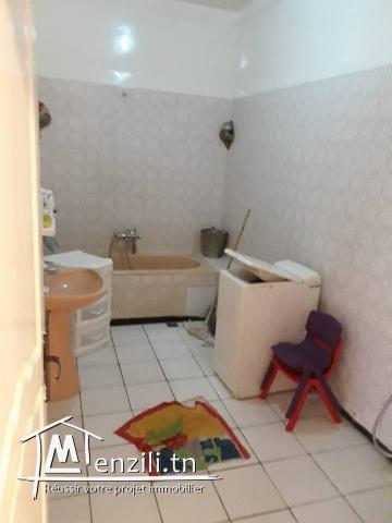 لبيع دار في المنصورة في موقع ممتاز