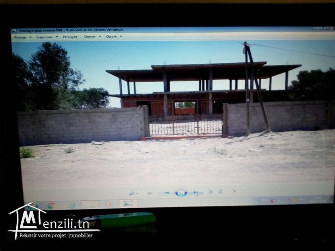 vente de terrain clôturé