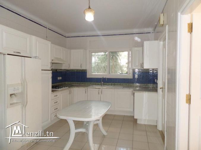 un joli appartement haute standing s+4 manzeh 8