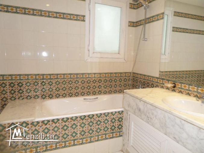 un joli appartement haute standing s+4 manzeh 8