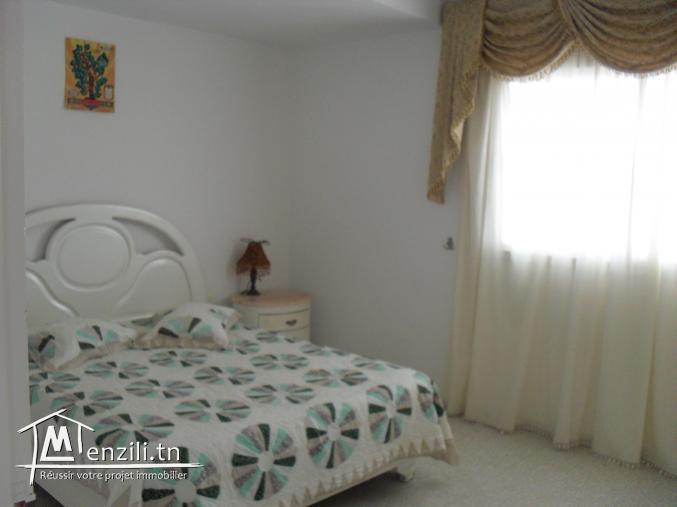 a louer  s+3 au 2 eme étage à kelibia