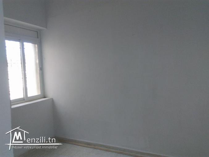 location annuelle d'un  appartement -s+3- 140 m²