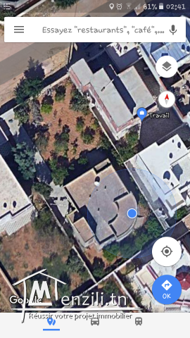 Villa à l'ancienne avec grand terrain