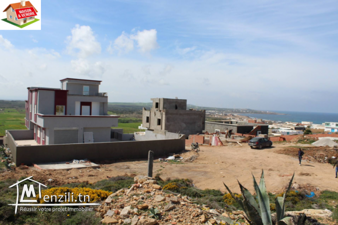 villa situé dans la charmante commune d’el haouaria à 7 minutes à la plage haouaria