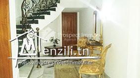 A Louer, Belle et spacieuse Villa meublée