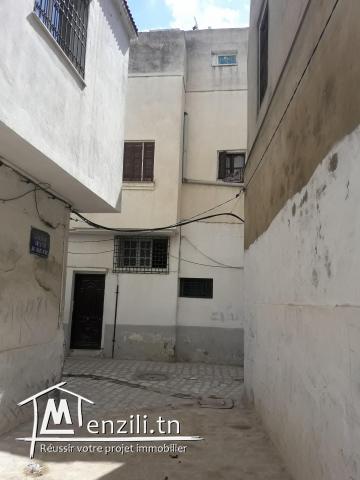 3 appartements à beb souika nahej lahdid