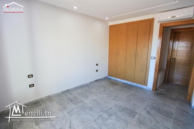 Appartement S+3 de 183 m² avec jardin à Sahloul 4