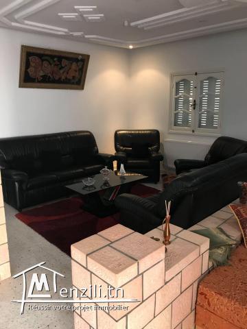 Villa et terrain de 1040m