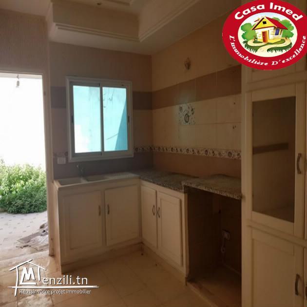 منزل للبيع في منطقة  هادئة