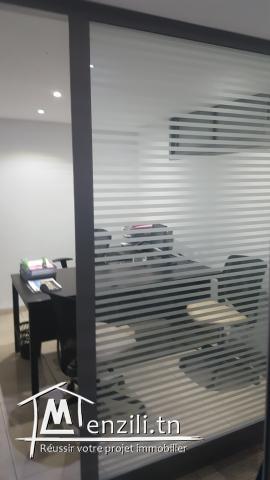 local commercial manzah 6 au bord du la rue