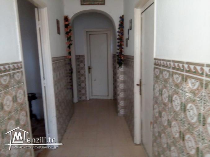 MAISON  R+1 +Garage 270 000 MD Ezzouhour 4 Tunis