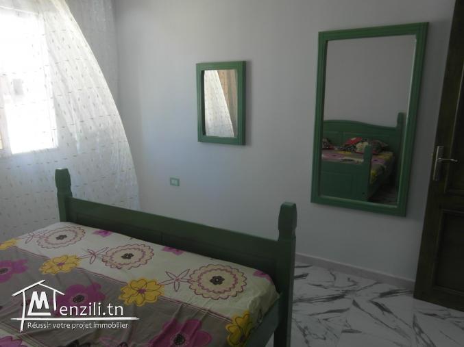 a 2 min de la plage a pied(elfatha)