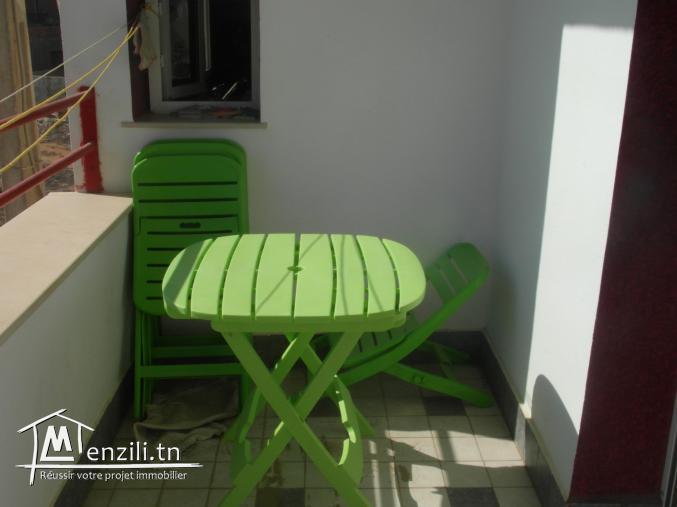 a 2 min de la plage a pied(elfatha)