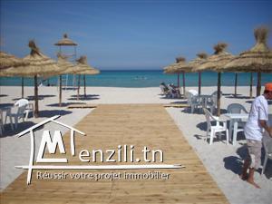 فرصة أراضي على البحر