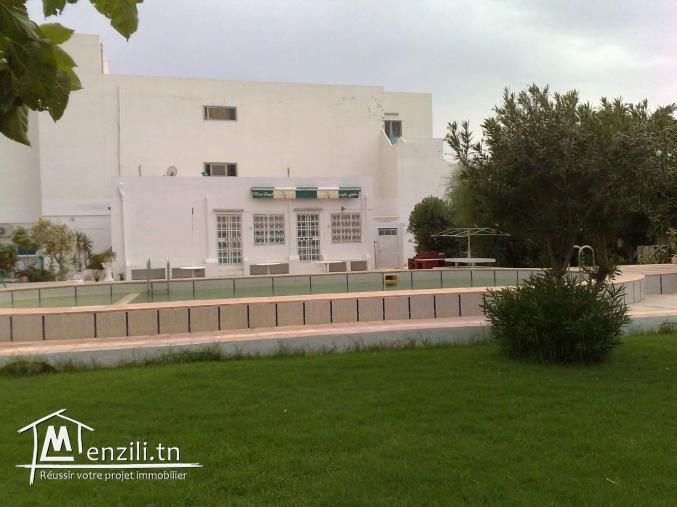 Location local à usage industriel ou commercial