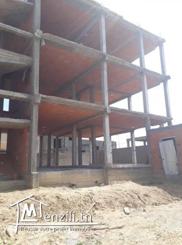 une grande villa inachevée A BORJ CEDRIA