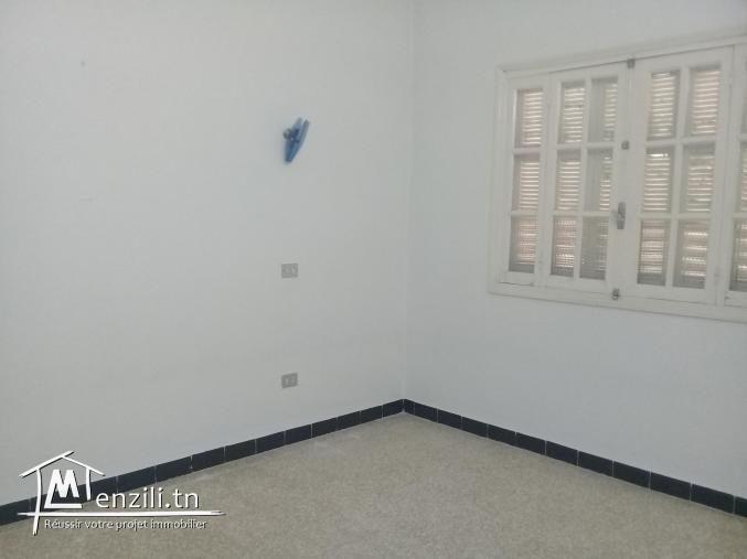 A vendre une maison rez-de-chaussée