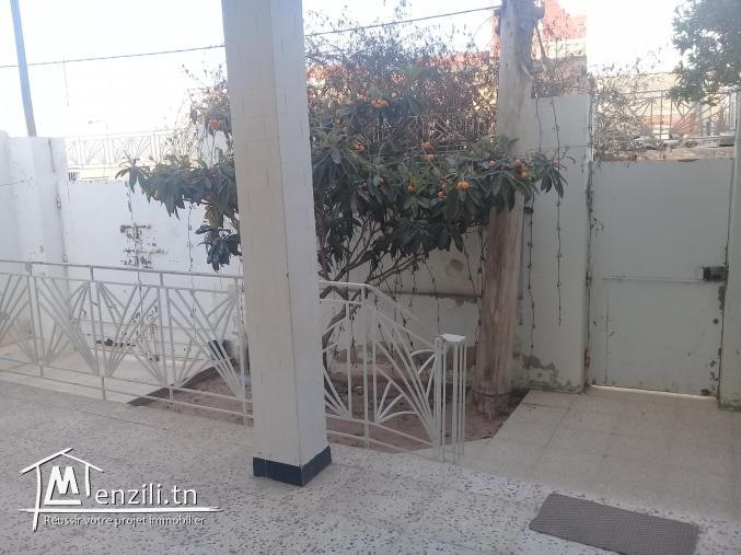 A vendre une maison rez-de-chaussée