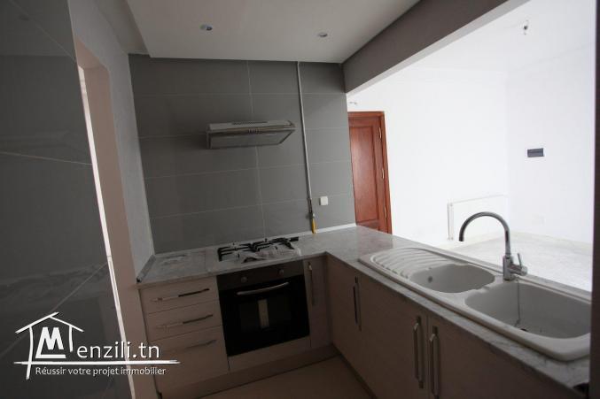 S+1 avec parking côté parc Soukra Silver Mall