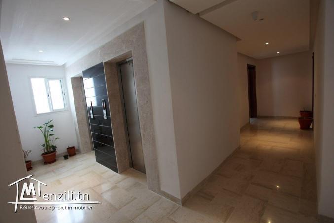 S+1 avec parking côté parc Soukra Silver Mall