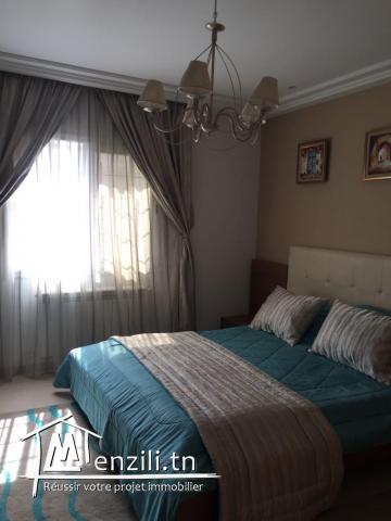 BEL APPARTEMENT DE 200m² AVEC BELLE VUE DEGAGEE