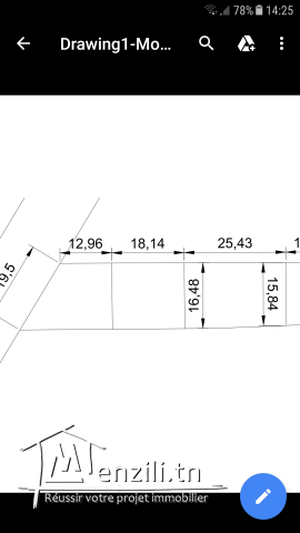Terrain nue pret du plage