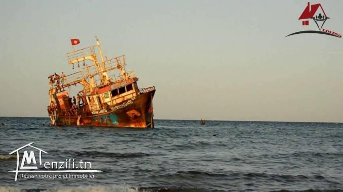 Terrain clôturé Sis à sidi Mansour  Kélibia