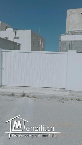 ارض صالحة للبناء أرضية و طابقين خزامة الغربية سهلول