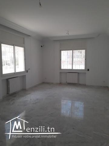 Ain Zaghouan Nord Lot de deux Triplex et un appartement