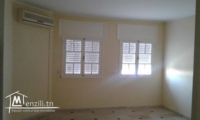 A vendre Appartement S+3 à Bel air Boumhall