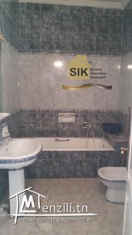 فيلا مجهزة بجميع المرافق وشاسعة في قليبية