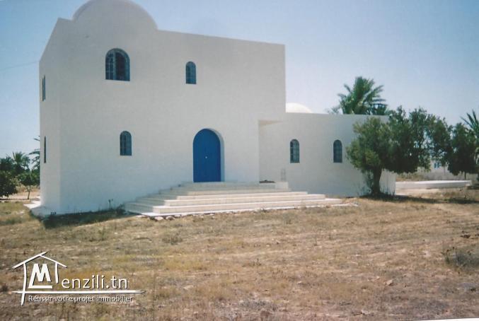« El Houch » : magnifique maison vue de mer à vendre à Djerba