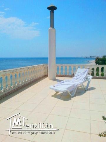 Coquet  s+3  meublé vue de mer  Kélibia