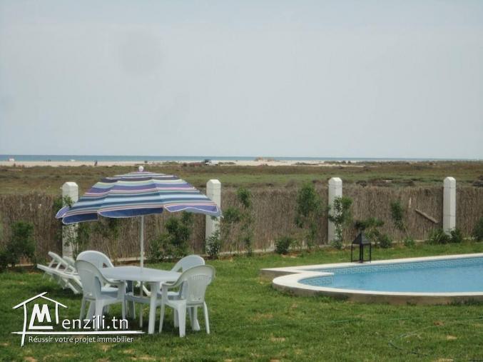 Yasmine Dar oufa Beach