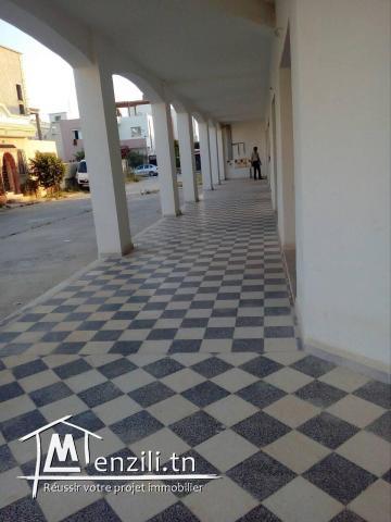 A vendre un local commercial de 483 m2