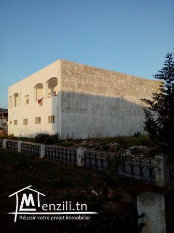 A vendre un local commercial de 483 m2