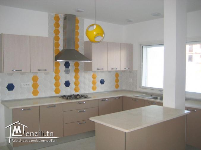 à louer une maison haut standing à plage zahra hammem jabli