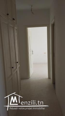 Appartement S+3 au 4 eme etage