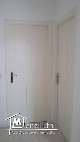 Appartement S+3 au 4 eme etage