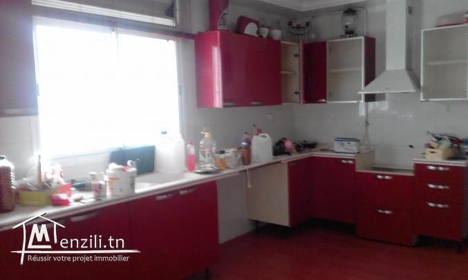 Etage de villa a Boumhel