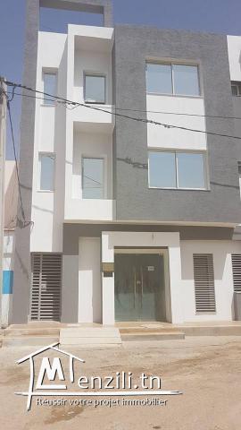 bureaux luxueux a louer a au plein centre ville gafsa