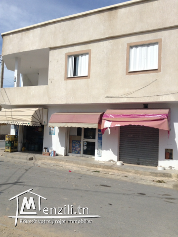 3 garages commerciale + VILLA + MAISON indépendants.