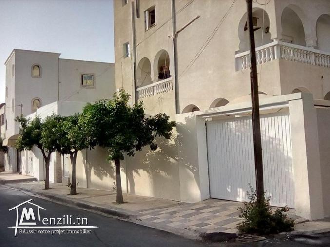 GRANDE VILLA ET GRAND APPRT. A VENDRE