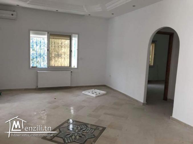 bel étage de villa s+2 neuf jamais habiter Marsa nassim