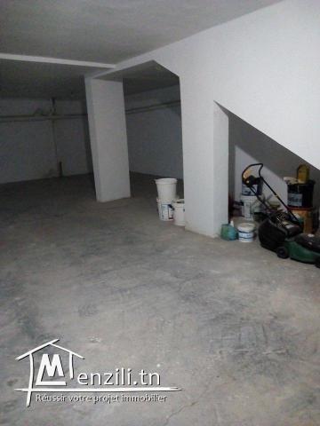 superbe villa neuf très haut standing avec jardin et parking sous sol