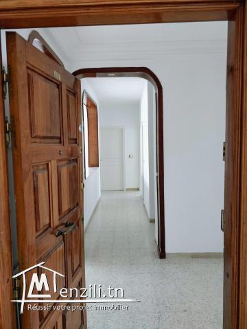 Appartement S+3 - Ennasr 1 - 173 m²