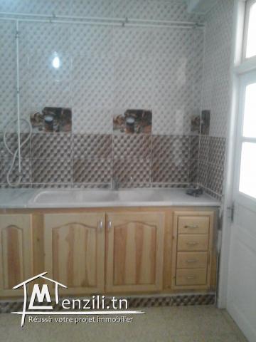 a vendre appartement propre au 1 er etage